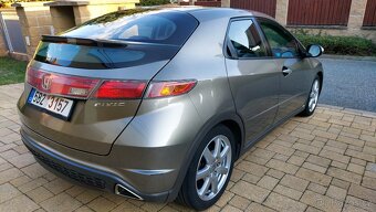 Honda Civic 1.8 i-VTEC, 124tis., 2007, ČR, servis Honda - 3