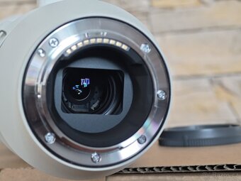 Sony FE 400-800 mm f/6,3-8 G OSS - 3