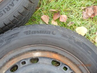 4xObutá zimní sada ŠKODA FABIA 2 195/55 R15 2x7,4 2x5,3 - 3