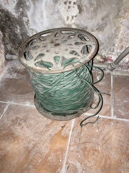 Dva polní vojenské telefony, drát na cívce orig. - 3