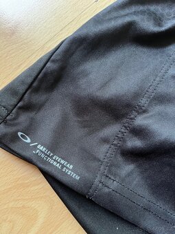 Černé polotričko Oakley S/M - 3