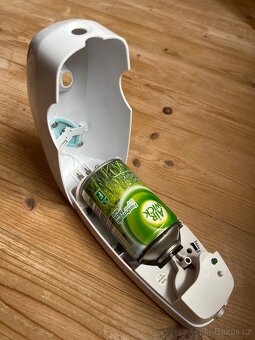 Osvěžovač vzduchu AirWick - 3