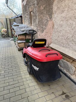 Hecht sekací traktůrek - 3