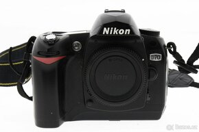 Zrcadlovka Nikon D70 + příslušenství - 3
