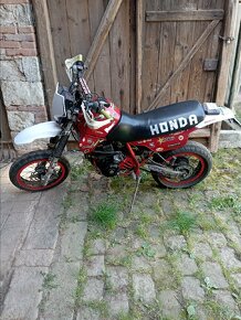 Honda xl600 - 3