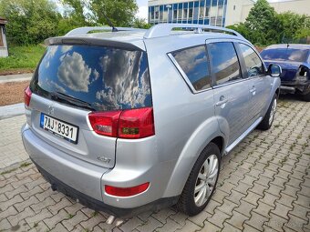 Peugeot 4007 2.2hdi 115kw manuál/4x4/kůže/bixenon/navi - 3