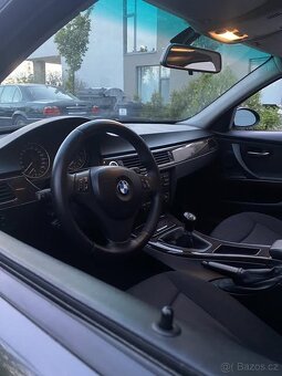 BMW E90 320i - 3
