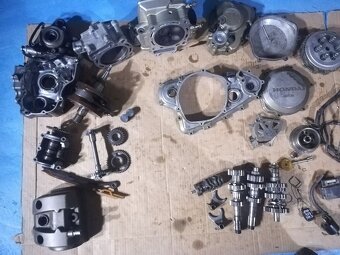 Honda crf 450 rok vyr 2006 dily na motocross - 3