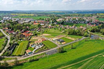 Prodej stavebního pozemku 1071m2 - 3
