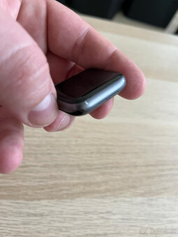 Apple Watch 4 - 3
