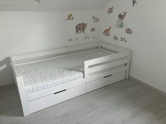 Dětská dřevěná postel - 3