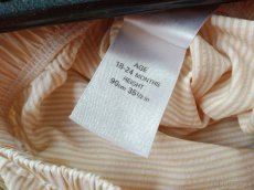 Kraťasy dívčí M&S vel. 90 - 3