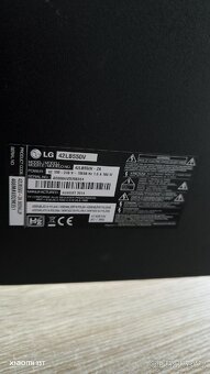 Prodám televizi LG 42LB550V - 3
