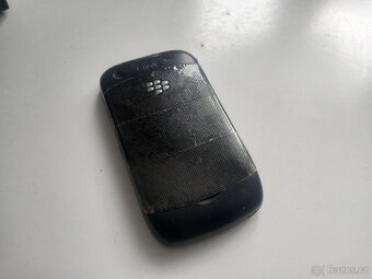 Mobilný telefón BlackBerry - 3