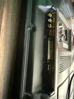 Televizor LG 42PJ550, úhlopříčka 107 cm - 3