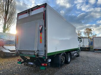 MAN TGX 26.400 THERMOKING EURO5 - 3