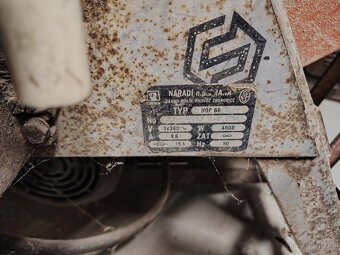 Pila tovární výroby - 3