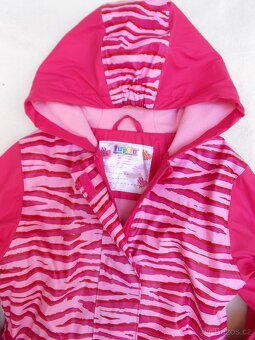 Jarní nepromokavé kabátky, bundy a vesta vel. 98 / 104 - 3