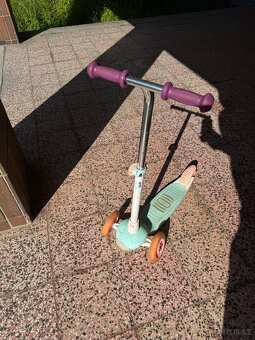 Dětská koloběžka - svítící kolečka - 3