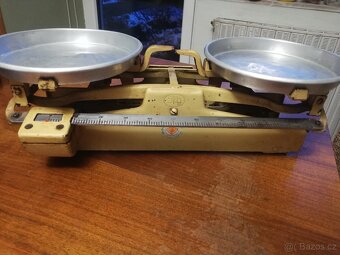 Stará kuchyňská váha - 3