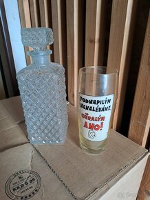 Broušené sklo+ korbely - 3