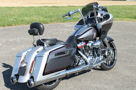 Harley Davidson FLTRXSE CVO Road Glide 117 Screamin' Eagle - 3