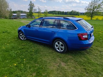 Škoda Octavia Combi 1.6 Tdi Style - 3