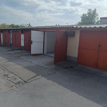 Zděná garáž Týn nad Vltavou (ul. Na Bojišti-Orlická ul.) - 3