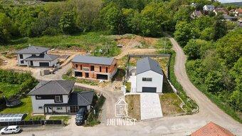 Exkluzivní nabídka luxusního domu 237m2 v Chrustenicích – pr - 3