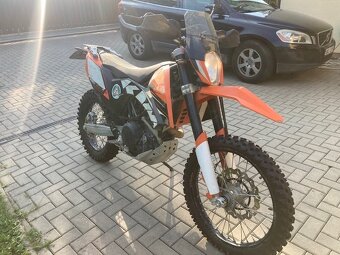 KTM 690 Enduro 2010 - 3