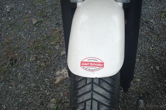 Honda VF 750 F - 3