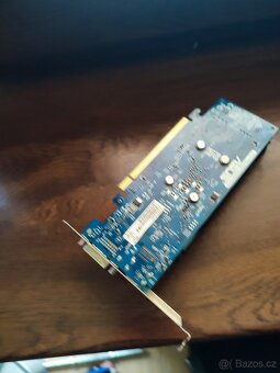 Nvidia gt 1030 - 3