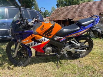 Honda CBR 125 /2007 - 3