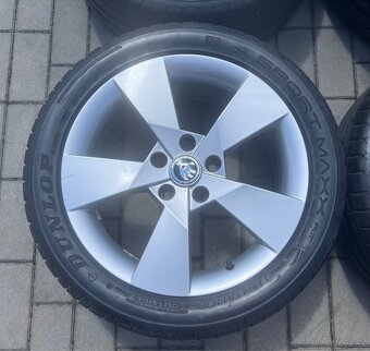 Octavia - 17 Denom + letní 225/45 Dunlop - 3