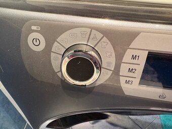 Pračka Hotpoint Ariston Aqualtis - 3