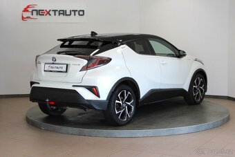 Toyota C-HR, 1.8 HSD 72kW STYLE,TAŽNÉ,1.MAJ - 3