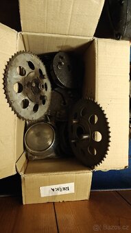Motor Jawa pionýr 2 ks + různé díly - 3
