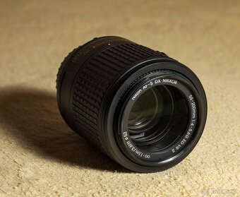 Prodám Nikon 55-200mm VR II - 3