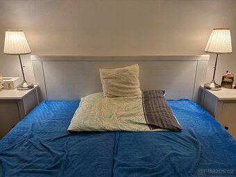 Ložnice/dívčí pokoj v bílé barvě - 3