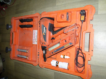 Hřebíkovačka Paslode im90 - 3