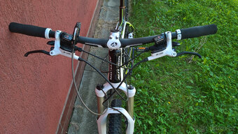 KARBONOVÝ AUTHOR 26 rám L - 3