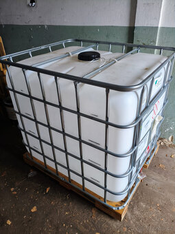 kontejner á 1000 L - 3