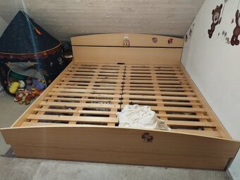 Velká postel 200x220 - 3