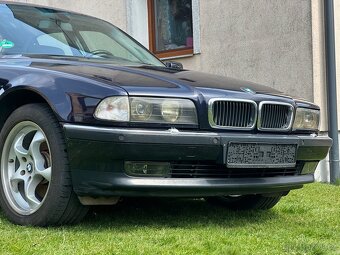 BMW 750i e38 - 3