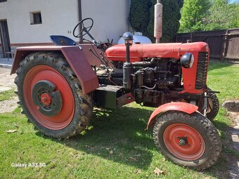 Traktor Zetor 25K - 3