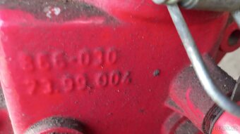 Prodám teru vari 4tak motor potřeba seřídit nastartovat jde - 3