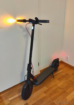 Xiaomi Scooter 4 EU zánovní elektrokoloběžka, až 30 km/h - 3