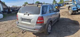 ND KIA SORENTO 2.5 CRDI 103 A 125 KW - 3