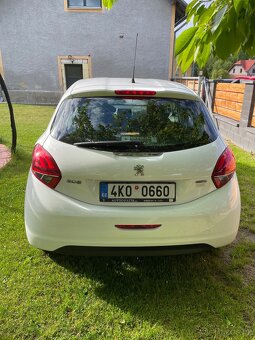 Peugeot 208 1.2 PureTech, 2016, 139 000 km, 1. majitel, 2 sa - 3