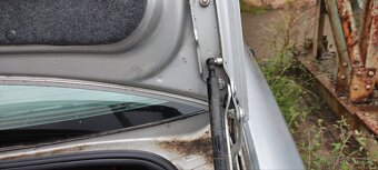 Saab 9-5 víko kufru - 3